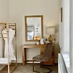 Red Barns Bed & Breakfast *