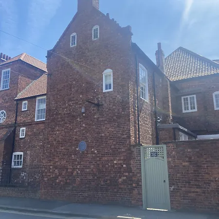 Red Barns 住宿加早餐酒店 *